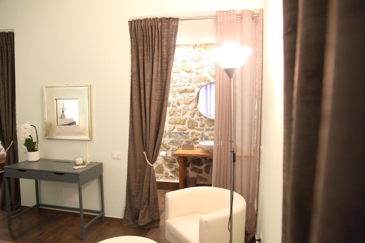 Chiarastella Rooms Villafrati Extérieur photo